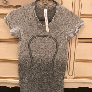 Lululemon swiftly tech shirt